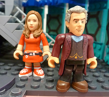 Character Building Series 4 Clara (Red Dress) and The Twelfth Doctor (Peter Capaldi) Micro Figures