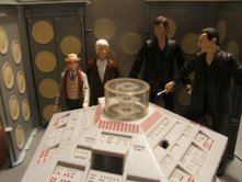 Dapol Console Room with Dapol 7th Doctor, 3rd Doctor and CO The Doctor Regeneration Set