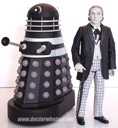 The First Doctor William Hartnell & Dalek (Invasion of Earth 1964)