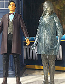 Hide Caliburn House Adventure Set Exclusive 11th Doctor (Red Bowtie & Beige Waistcoat) and Hologram Clara