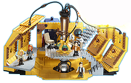 2011 Character Building Tardis Console Room Set