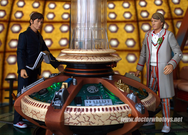 Time Crash Figures & Tardis Electronic Playset